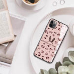 قاب موبایل آیفون پلنگ صورتی خرگوشی پشت گلس+بند ست - تصویر 3